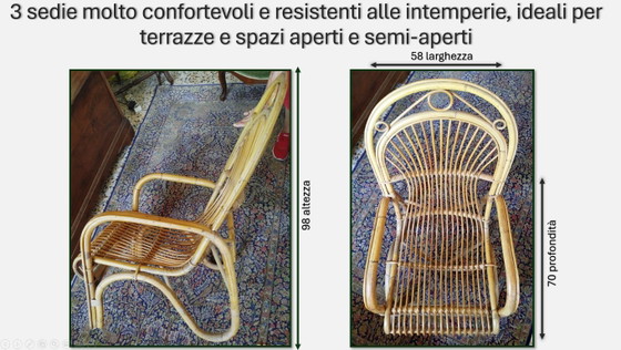 Set Artigianale Vintage Composto Da Tre Sedie E Due Tavolini Coordinati, Realizzati In Bambù E Vimini (photo 5 of 5)