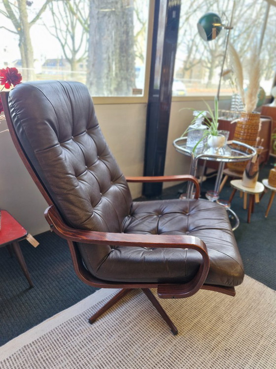 Image 1 of Vintage draaifauteuil bruin leer 70s