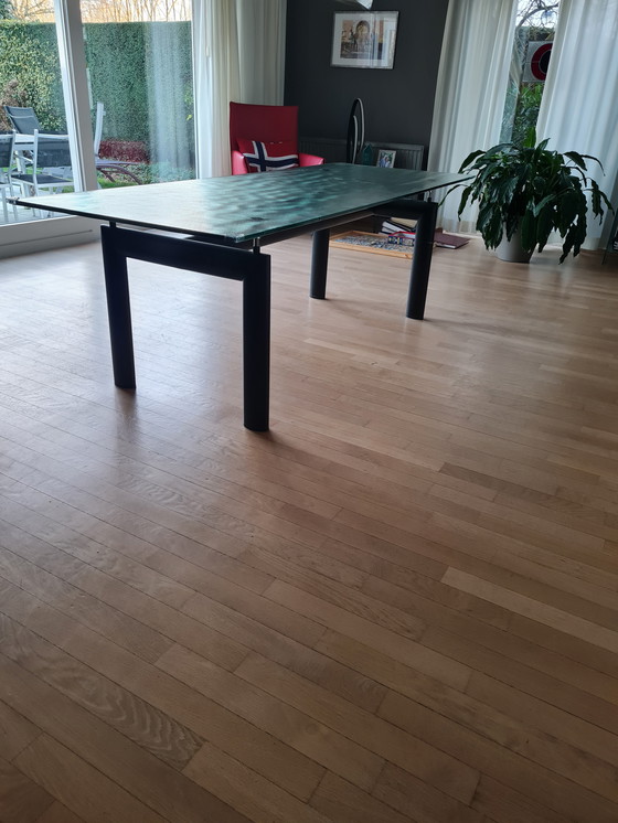 Image 1 of Table de salle à manger Cassina à vendre