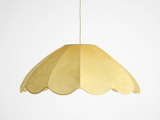 Image 1 of Bellissima lampada a sospensione Cocoon moderna di metà secolo