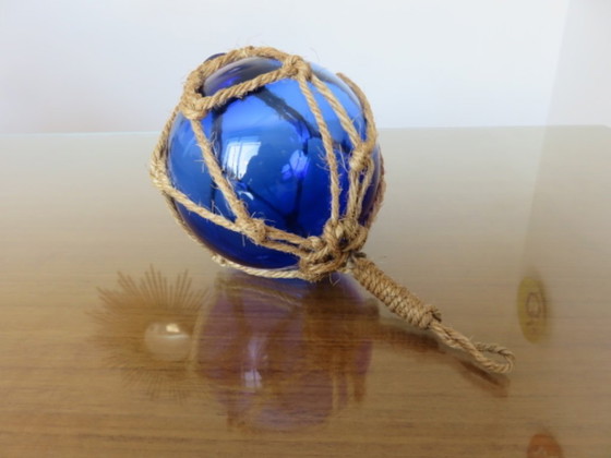 Image 1 of Bola de pesca de cristal con cuerda, años 50
