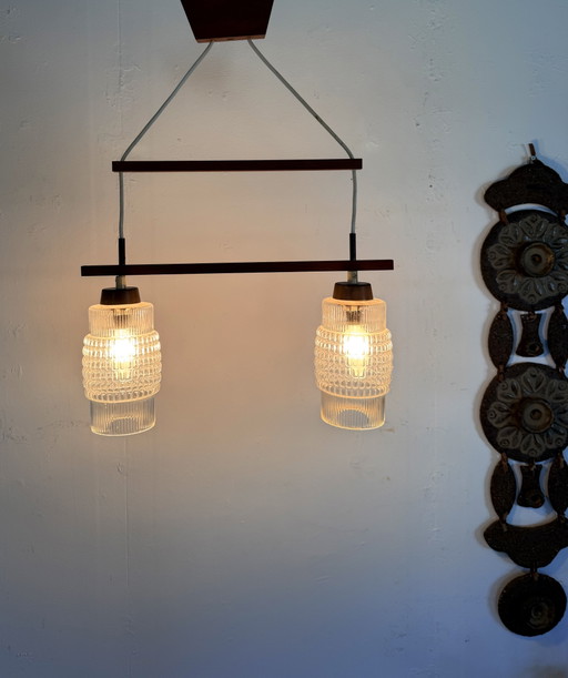 Lampada a sospensione vintage danese in teak anni '60