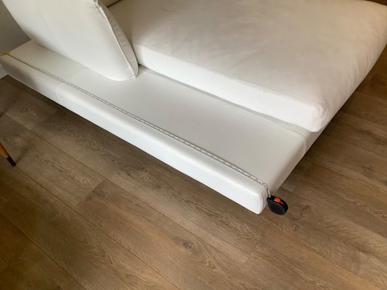 Image 1 of Weißes Lederecksofa, Chaiselongues