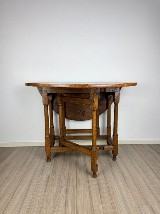 Antiker englischer Eichen-Klapptisch – Viktorianische Zeit des späten 19. Jahrhunderts – Massiver, – Tische (photo 2 of 10)