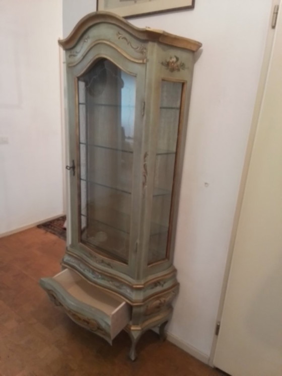 Vitrine im venezianischen Rokoko-Stil, Glas, Holz, Mintgrün (Foto 3 von 5)