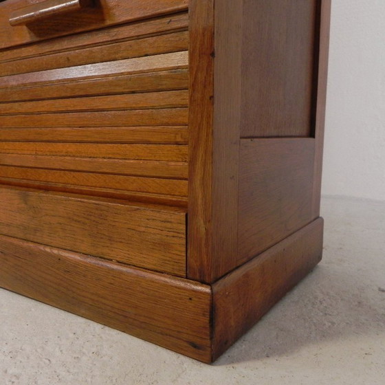 Image 1 of Cassonetto avvolgibile in rovere con 2 ante, altezza 180 cm, anni '50