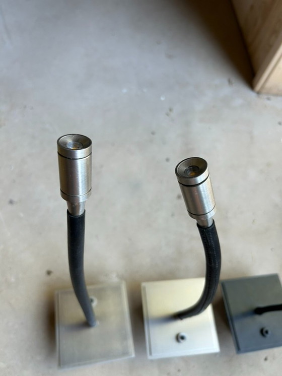 Image 1 of Vaughan lámparas de lectura 2 juegos. Con respaldo negro y con respaldo cromado