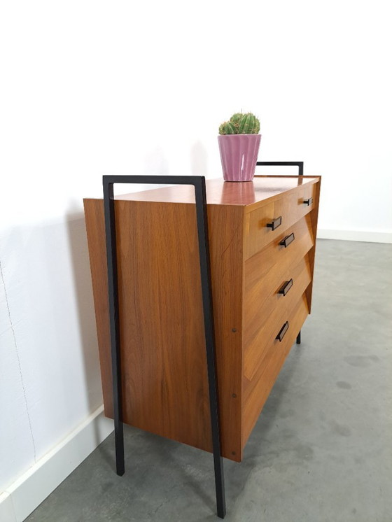 Image 1 of Zapatero de teca con patas de metal negro, nº 2