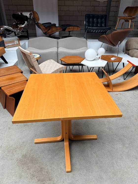 Tavolo da pranzo/bistro di design danese vintage (disponibilità: 2) – Tavoli da pranzo, Legno (photo 10 of 12)