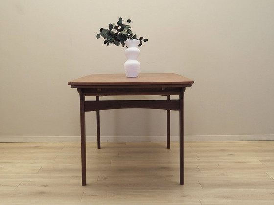 Image 1 of Table en teck, design danois, années 1960, production : Danemark