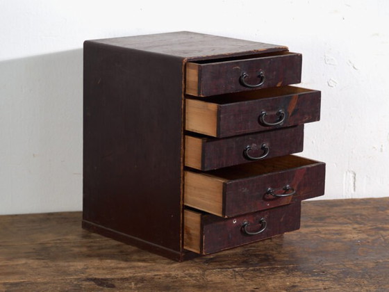 Antico kodansu giapponese laccato con cinque cassetti – Giappone, circa 1900 – Cassettiere, Iron (photo 22 of 40)