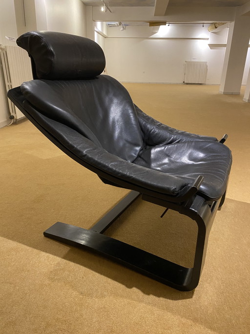 1 Zwarte leren fauteuil
