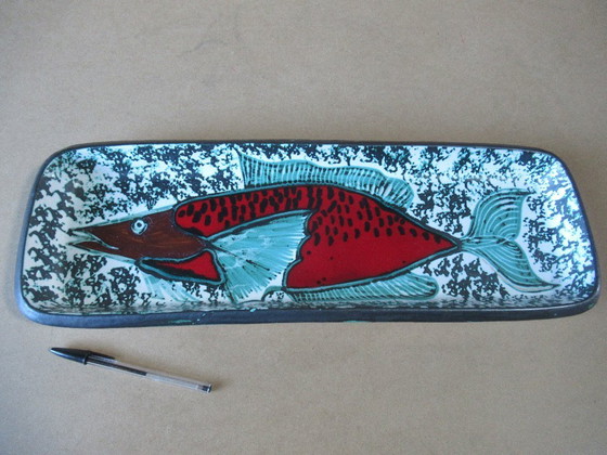 Image 1 of DOMINIQUE BAUDART DB - VALLAURIS le vieux moulin - PEZ AZUL Y ROJO Años 1960 - 55,5cm x 19cm