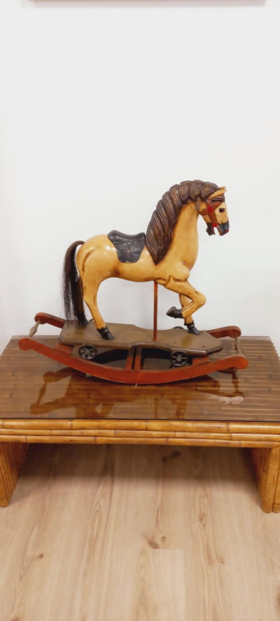 Image 1 of caballo de madera decorativo