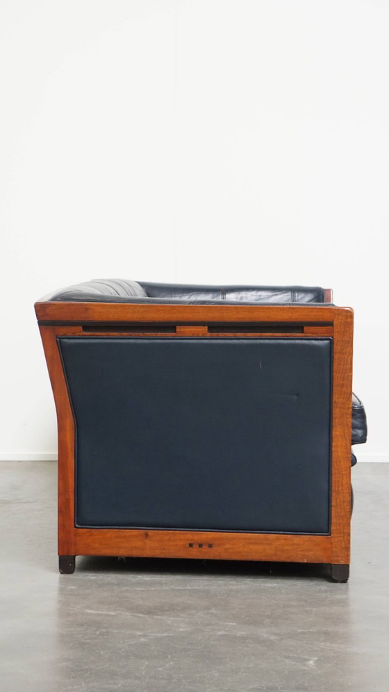 Image 1 of 2.5-zits Art Deco design bank van Schuitema met houtwerk en donkerblauw rundleer