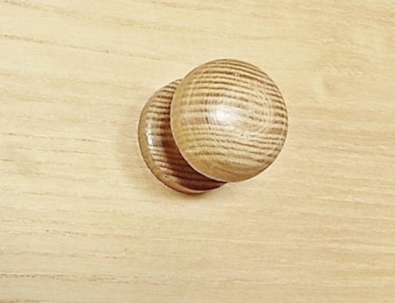 Image 1 of 'Die Collection' Wohnwand 8-teilig mit Vitrine, Schubladenkonsolen, Bücherborden in Esche natur Esche