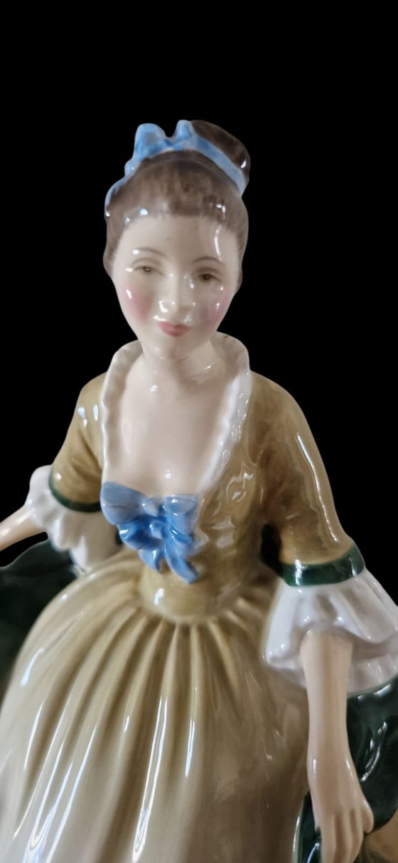 Image 1 of Statuette : Fille