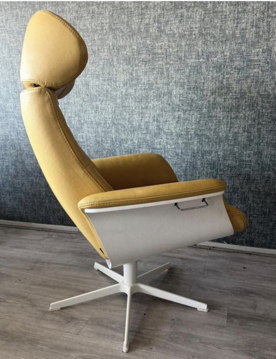 Image 1 of Conform Time Out Lounge-Sessel – Gelbes Leder