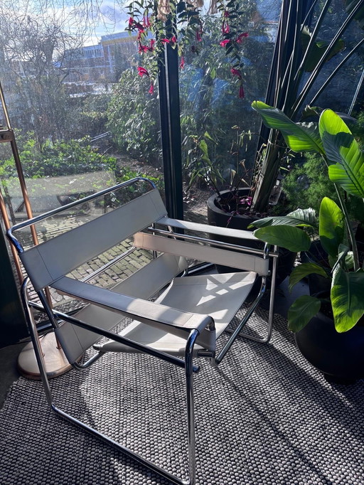 Vintage design armchair – chrome