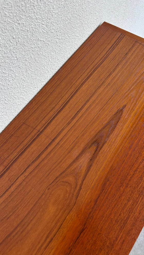 Image 1 of Vintage ladekast teak op plint
