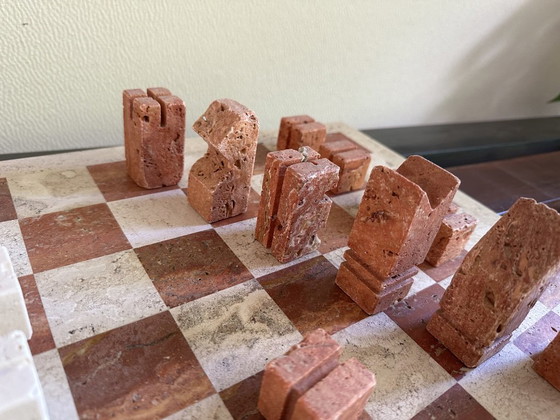 Design Chess Set in two-tone Travertine, Angelo Mangiarotti, Decorative Objects, Beige, Modern (photo 10 of 15)