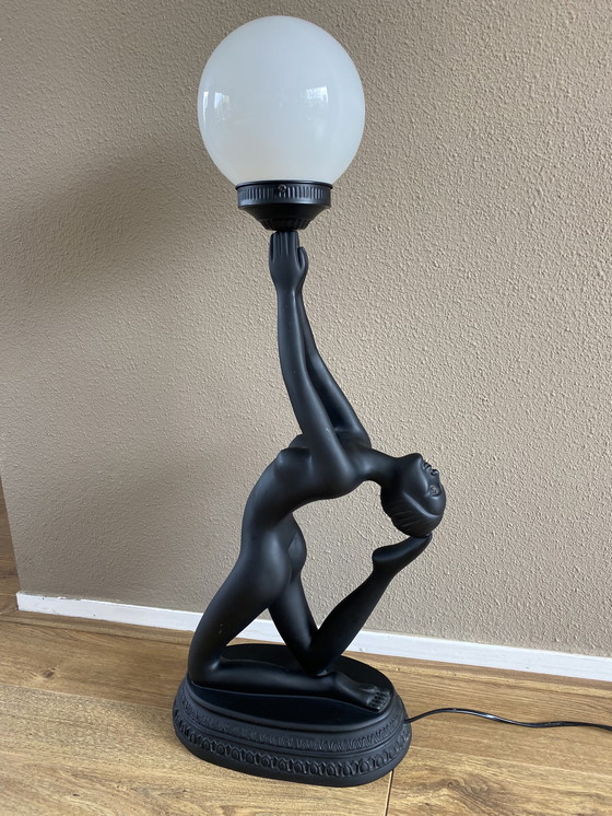 Image 1 of Vintage Art Deco Naakt Tafellamp Midden Eeuw
