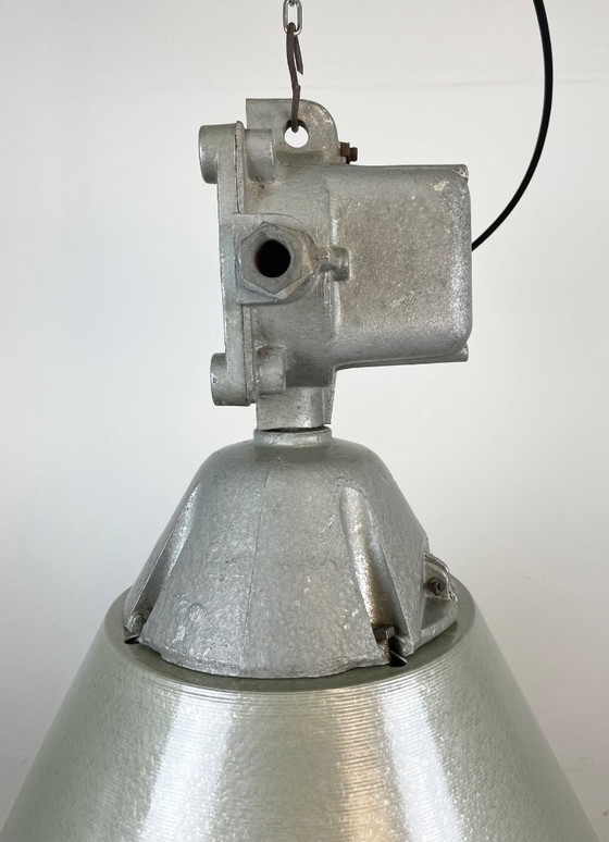 Image 1 of Industriële explosieveilige lamp met aluminium kap van Polam Wilkasy, jaren 70.