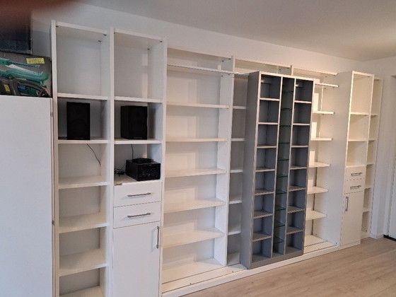 Image 1 of Libreria e credenza Paschen con pannello scorrevole