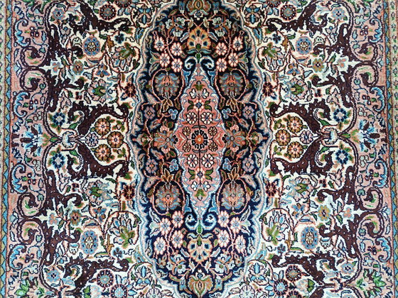 Image 1 of Alfombra de Cachemira paquistaní hecha a mano