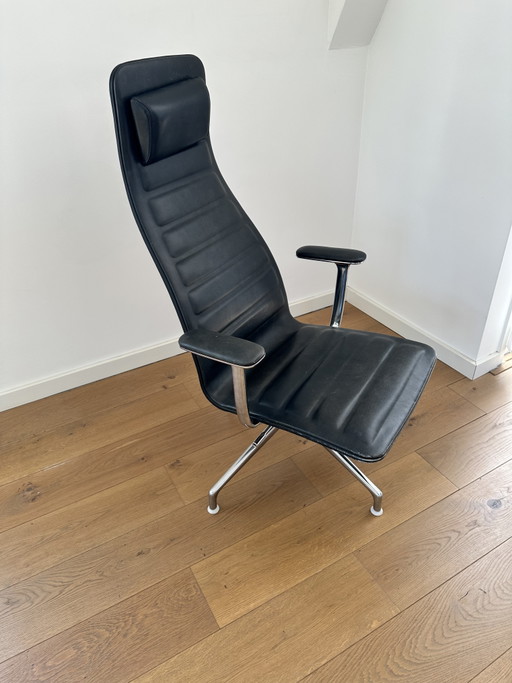 Cappellini Lotus High – Jasper Morrison – Cuir noir – draaistoelen, Chrome, Leather (photo 2 of 9)