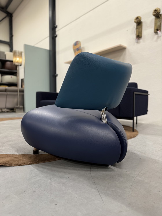 Image 1 of Fauteuil Leolux Pallone en cuir bleu