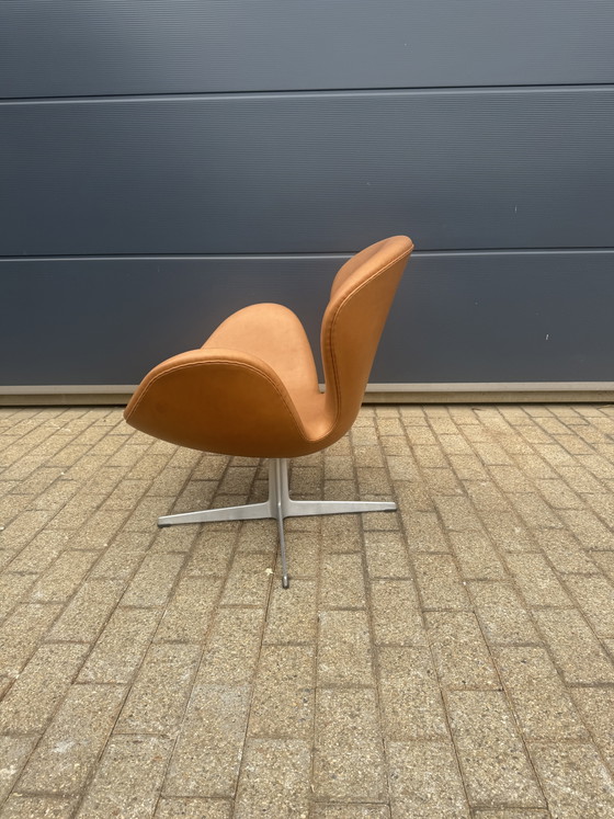 Image 1 of Exclusive Early Fritz Hansen Swan Chair 05-'67 in Vintage Cognac Camel Leather, Mint Condition!!