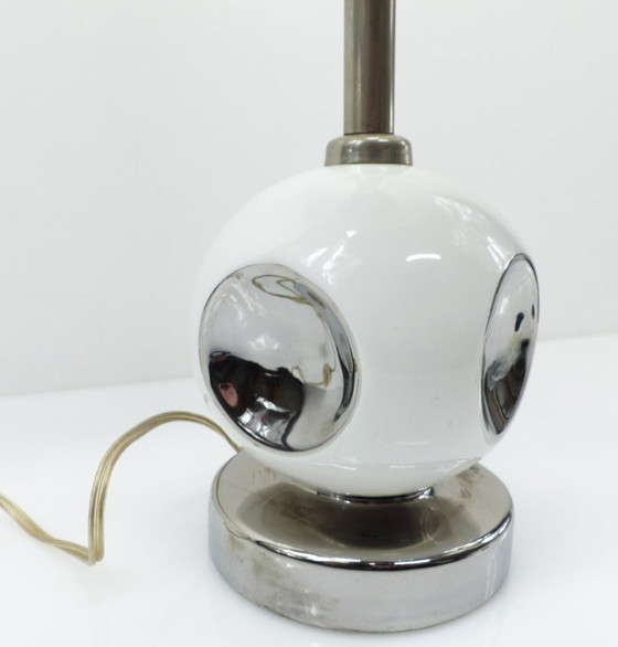 Base lampada Space Age in ceramica bianca e cromo - 1970 – Lampade da tavolo (photo 5 of 7)