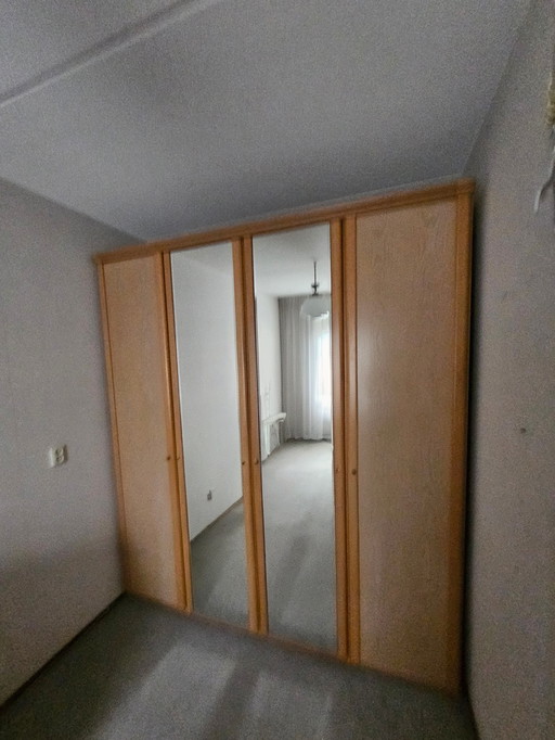 Wunderschöner Vintage-Schrank