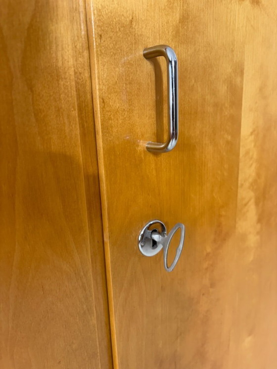 Image 1 of Armadio vintage, armadio per la biancheria, mobiletto in legno