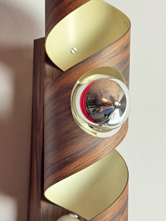 Image 1 of Lámpara de pared Raak Spiral con acabado efecto madera: diseño holandés de mediados de siglo, años 70
