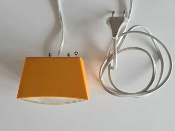 Image 1 of Reloj despertador GE General Electric - años 60/70 - amarillo