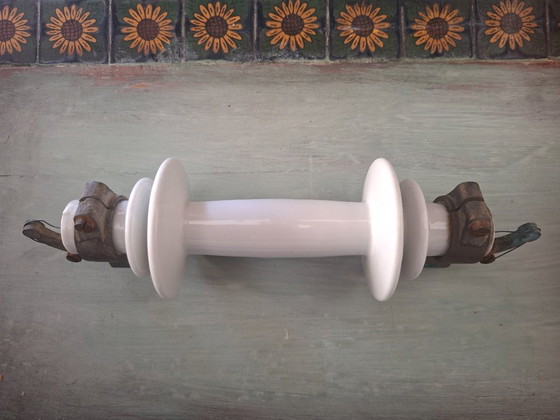 Image 1 of Grande zucca antica in porcellana industriale con elementi metallici – Isolatore elettrico decorativo vintage