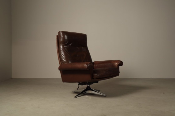 Image 1 of Sillón reclinable giratorio de cuero DS-31 de De Sede, Suiza, década de 1970.