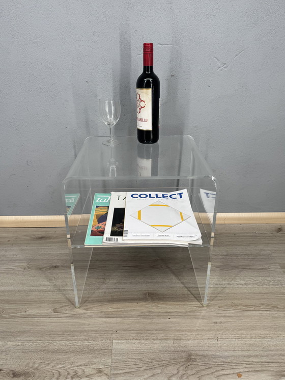 Image 1 of Tavolino laterale in plexiglass trasparente