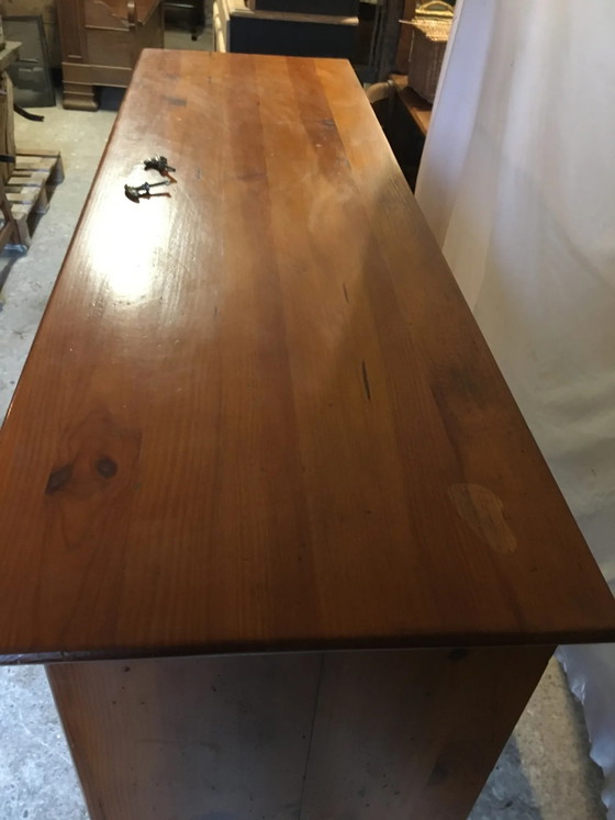 Lärchenholz-Sideboard – Aufbewahrungsschrank (photo 12 of 17)