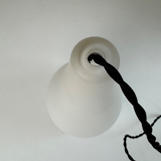 Image 1 of PAIRE D’ANCIENNES SUSPENSIONS EN OPALINE VINTAGE