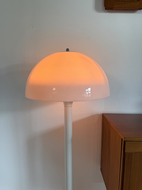 Image 1 of Vintage ‘Panthella’ floor lamp, Louis Poulsen ‘70