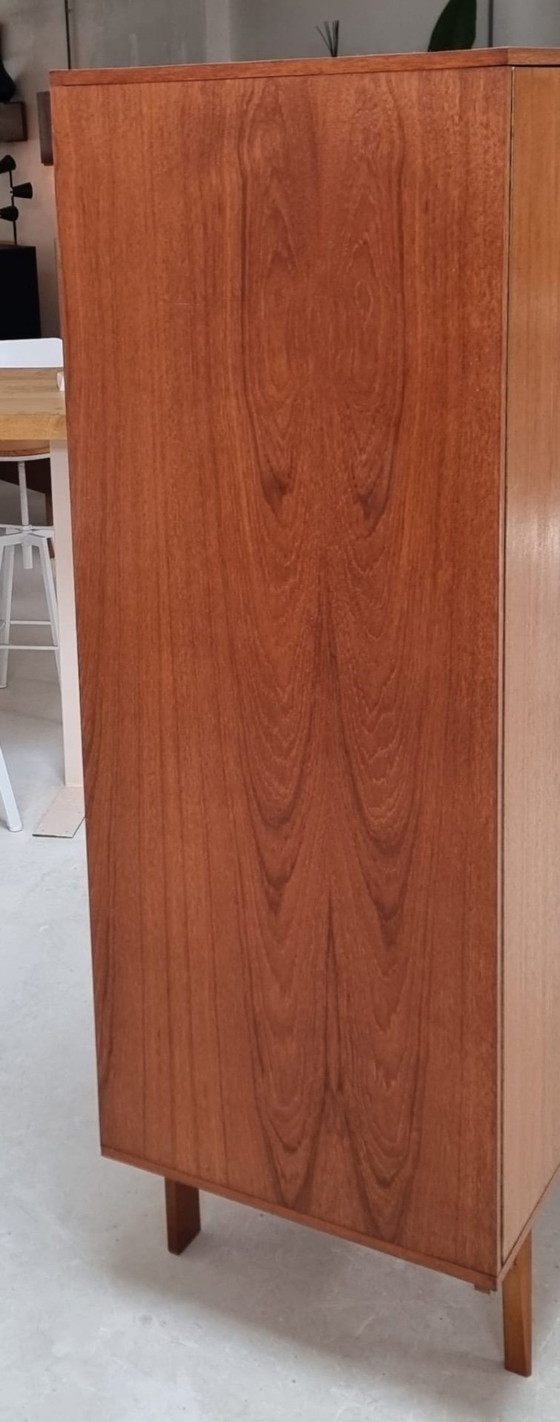 Mid Century Kleiderschrank – Kleiderschränke, Wood (photo 17 of 20)