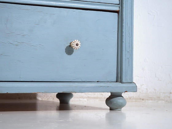 Antique painted pine chest of drawers – Rustic European blue dresser – circa 1900 – Ceramic (photo 14 of 40)