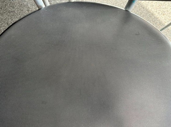 Set van 6 Fasem P40 eetkamer stoelen met rubberen zitting en metalen poten, opknappers – Eetkamerstoelen (photo 3 of 7)
