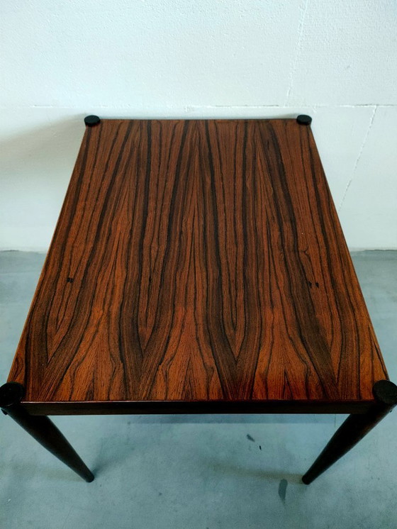 Image 1 of Tavolini laterali vintage in palissandro scandinavo/danese, tavolino portavaso, tavolino da caffè (impilabile)