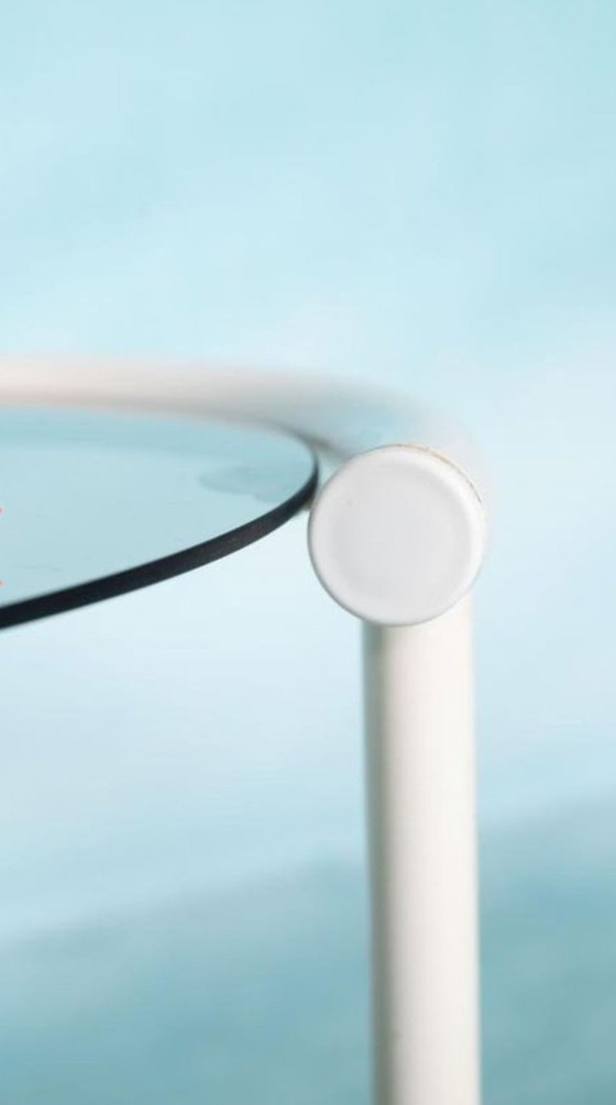 Image 1 of Tables d'appoint Memphis des années 70