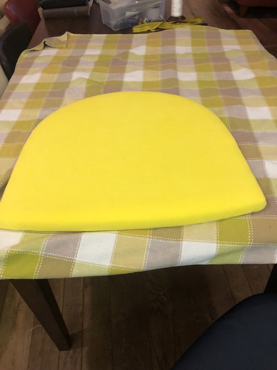 Image 1 of Zwei Giorgetti-Fauteuils aus Gurtband 