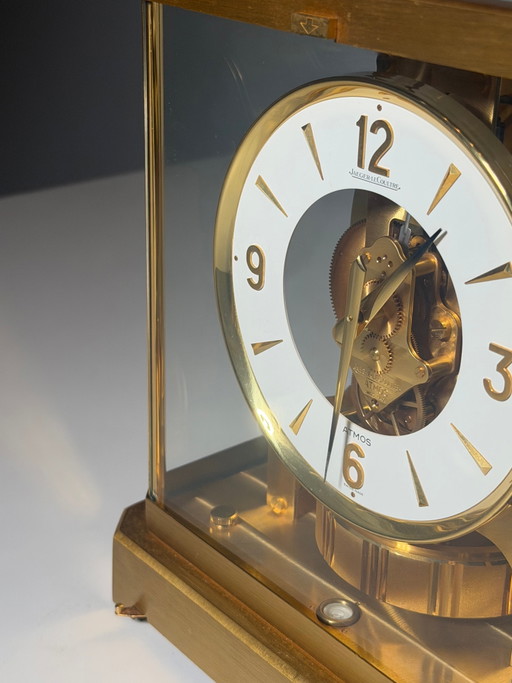 Jaeger-LeCoultre Atmos Calibre 528-8 – Gilt Brass – Swiss Perpetual Motion Clock – decoratie, Wood, Glass (photo 2 of 10)